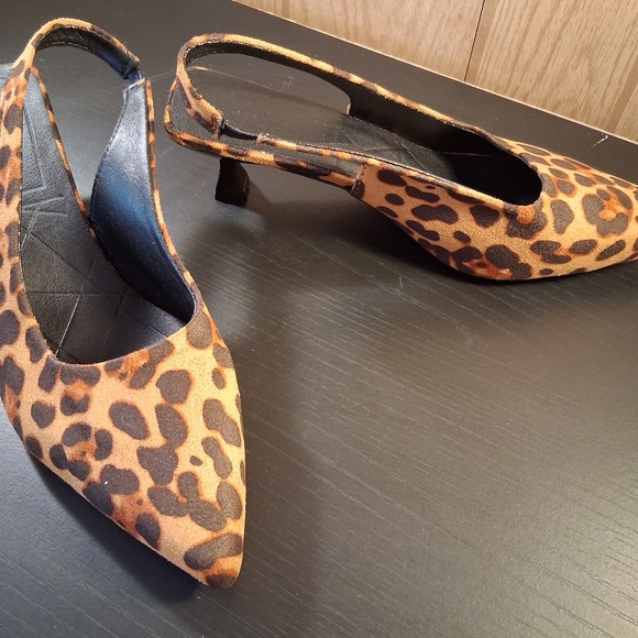Leopard Print Slingback Kitten Heel Women's Shoes - Picture 1 of 3